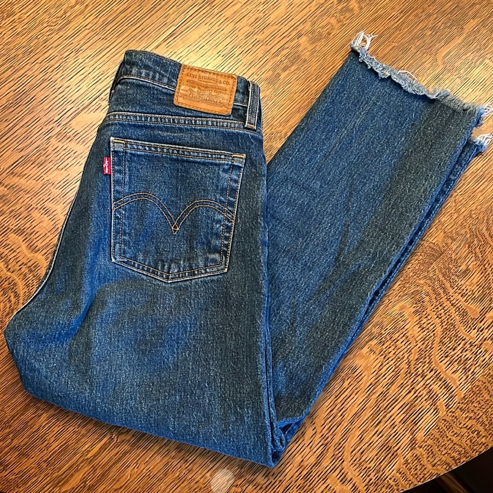 Levi’s Wedgie Straight 28 jeans